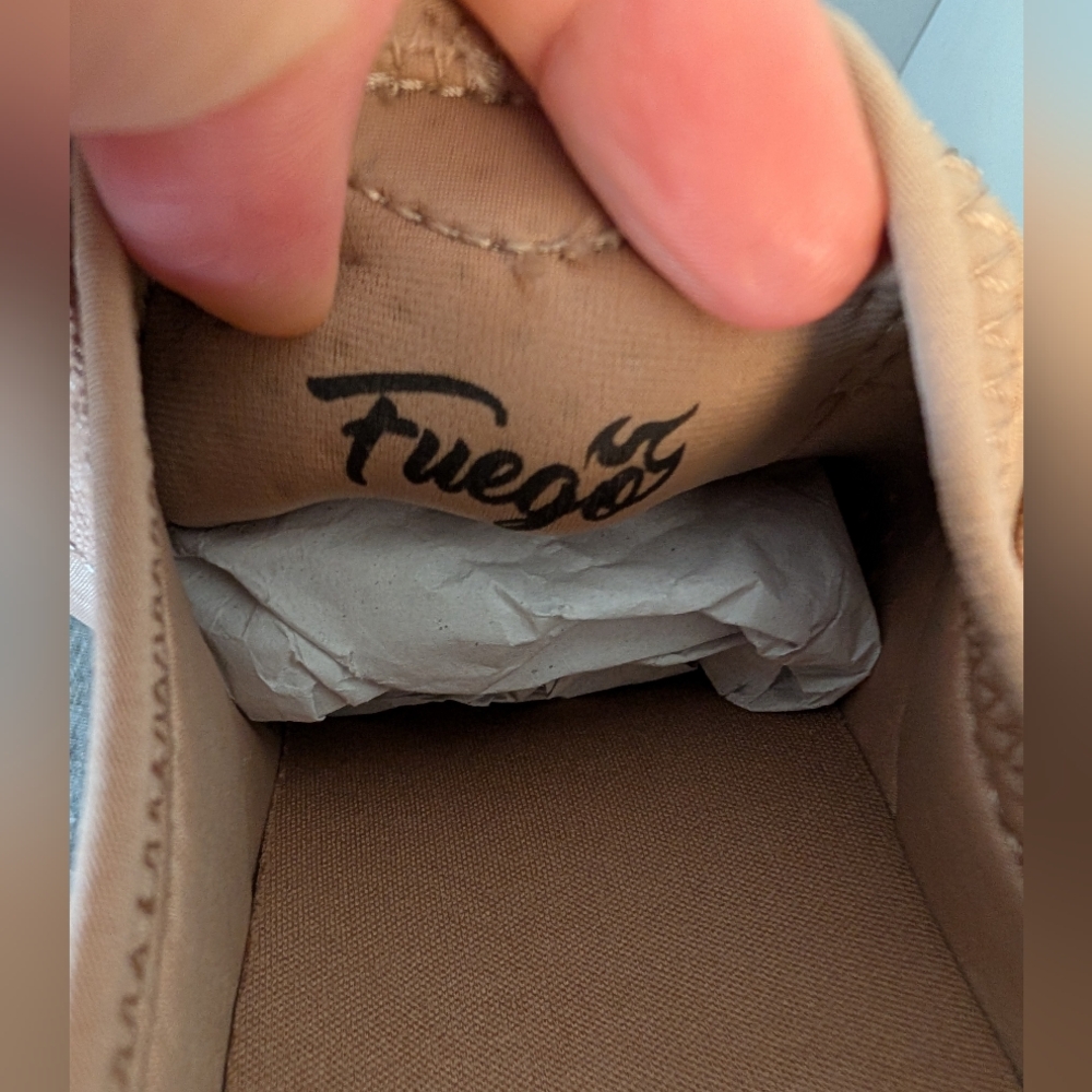 Fuego Dance Split Sole Sneaker Women Size 7 - Picture 5 of 9